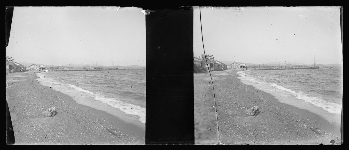 [Plage à Les-Salins-d'Hyères]