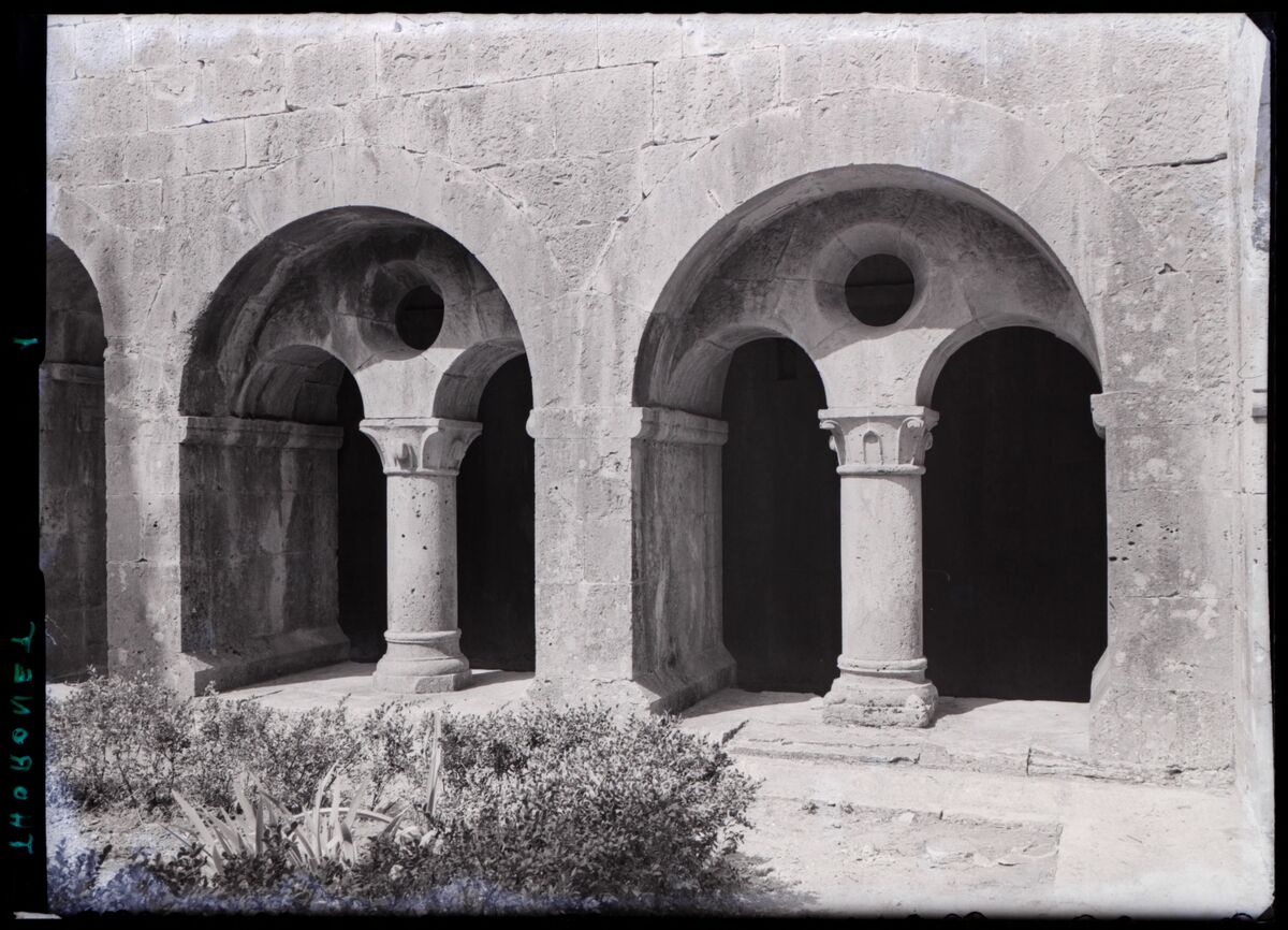 [Abbaye du Thoronet] : [cloître, galerie ouest]