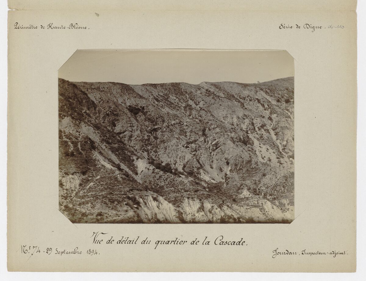 Cascade (vue de détail) / Jourdan