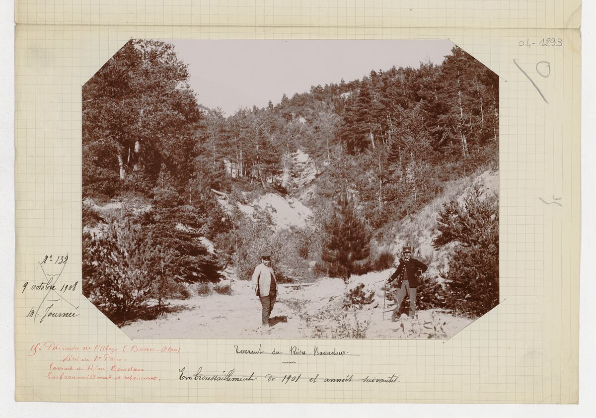 Torrent du Riou-Bourdoux (fixation des berges, embroussaillement, gazonnement des talus des chemins) / Journée