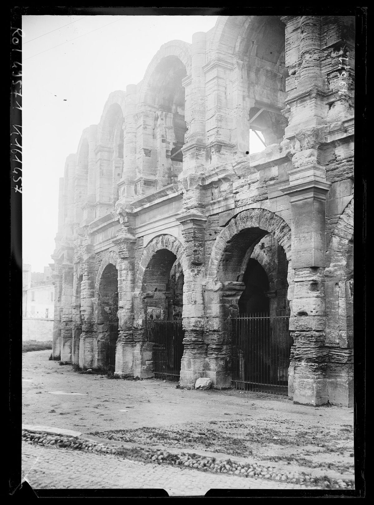 [Arènes d'Arles] : [photographie de presse] / [Agence Rol]