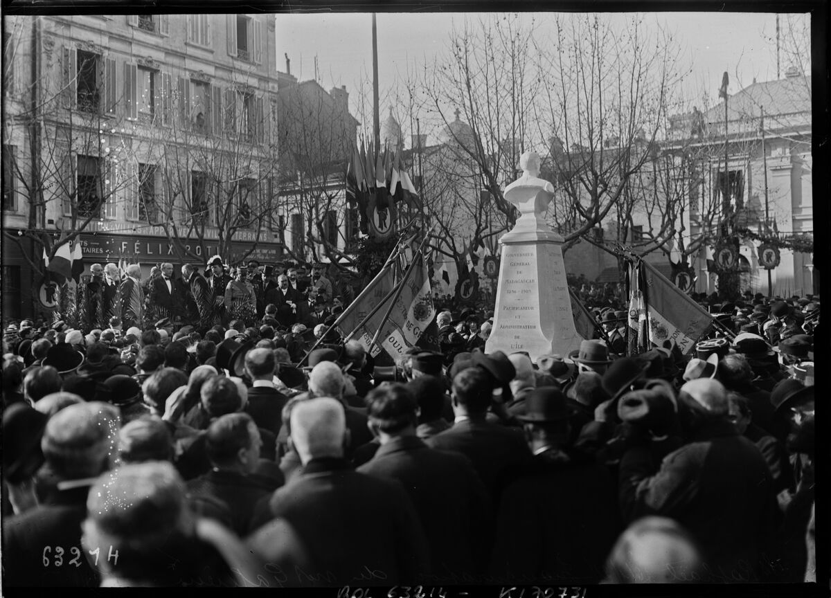 Saint-Raphaël, 16/1/21, inauguration du monument Galliéni : [photographie de presse] / [Agence Rol]
