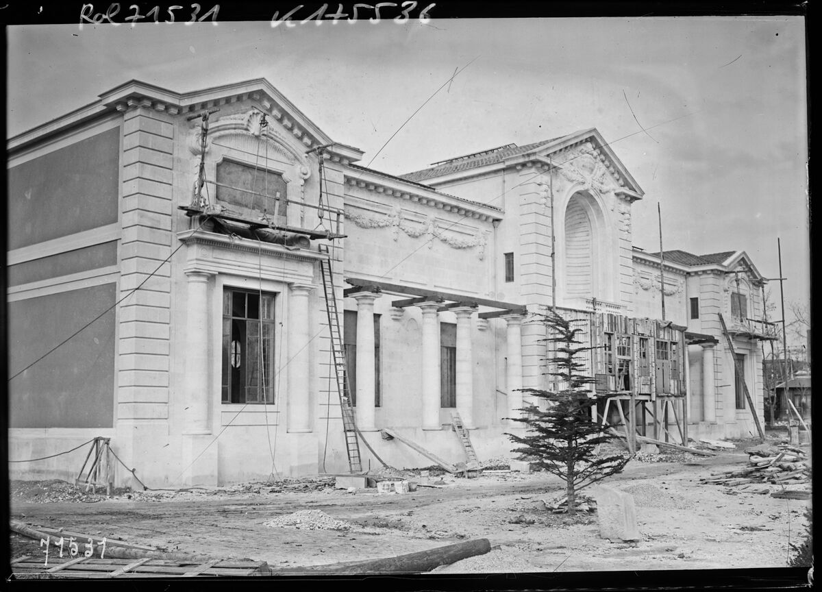 24-1-22, Marseille, exposition coloniale, Palais des arts de Marseille et de la Provence : [photographie de presse] / [Agence Rol]
