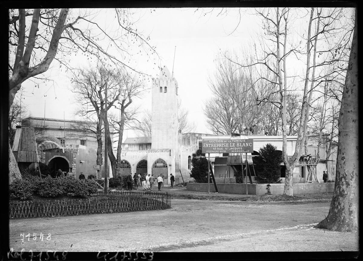 24-1-22, exposition coloniale de Marseille, [pavillon de la] Tunisie : [photographie de presse] / [Agence Rol]