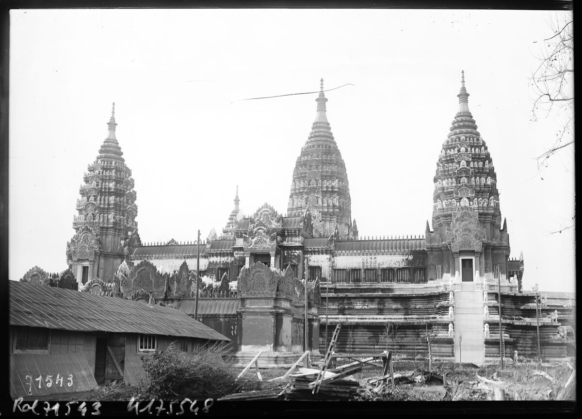 24-1-22, exposition coloniale de Marseille, [pavillon de l']Indo-Chine : [photographie de presse] / [Agence Rol]