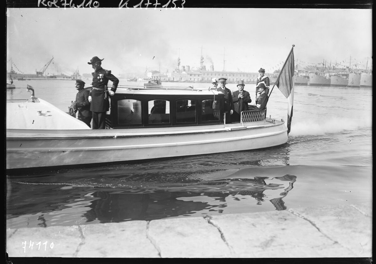 [M. Millerand en rade de Toulon, le 6 mai 1922] : [photographie de presse] / [Agence Rol]