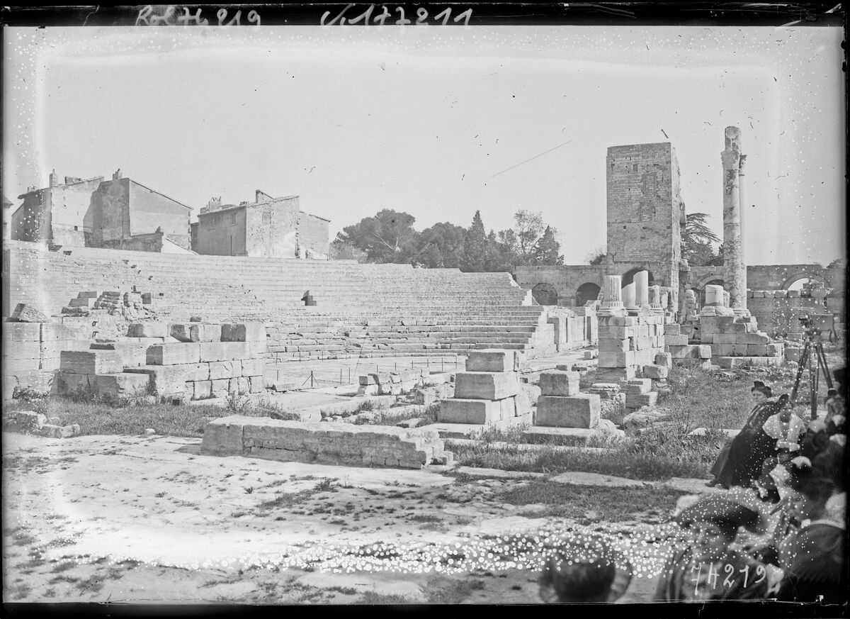 8/5/22, Arles le vieux théâtre : [photographie de presse] / [Agence Rol]