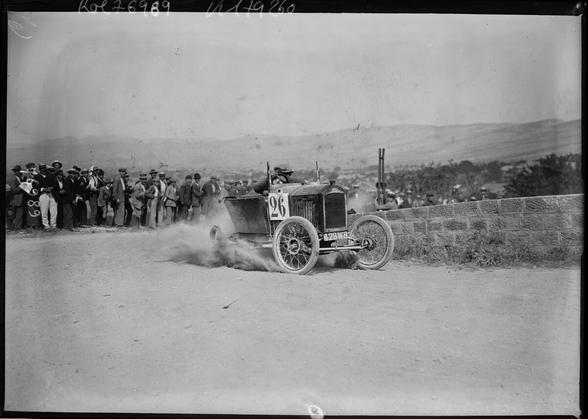 6/8/22, Mont Ventoux, Grimaud sur Peugeot [cyclecar, catégorie 750 cmc] : [photographie de presse] / [Agence Rol]