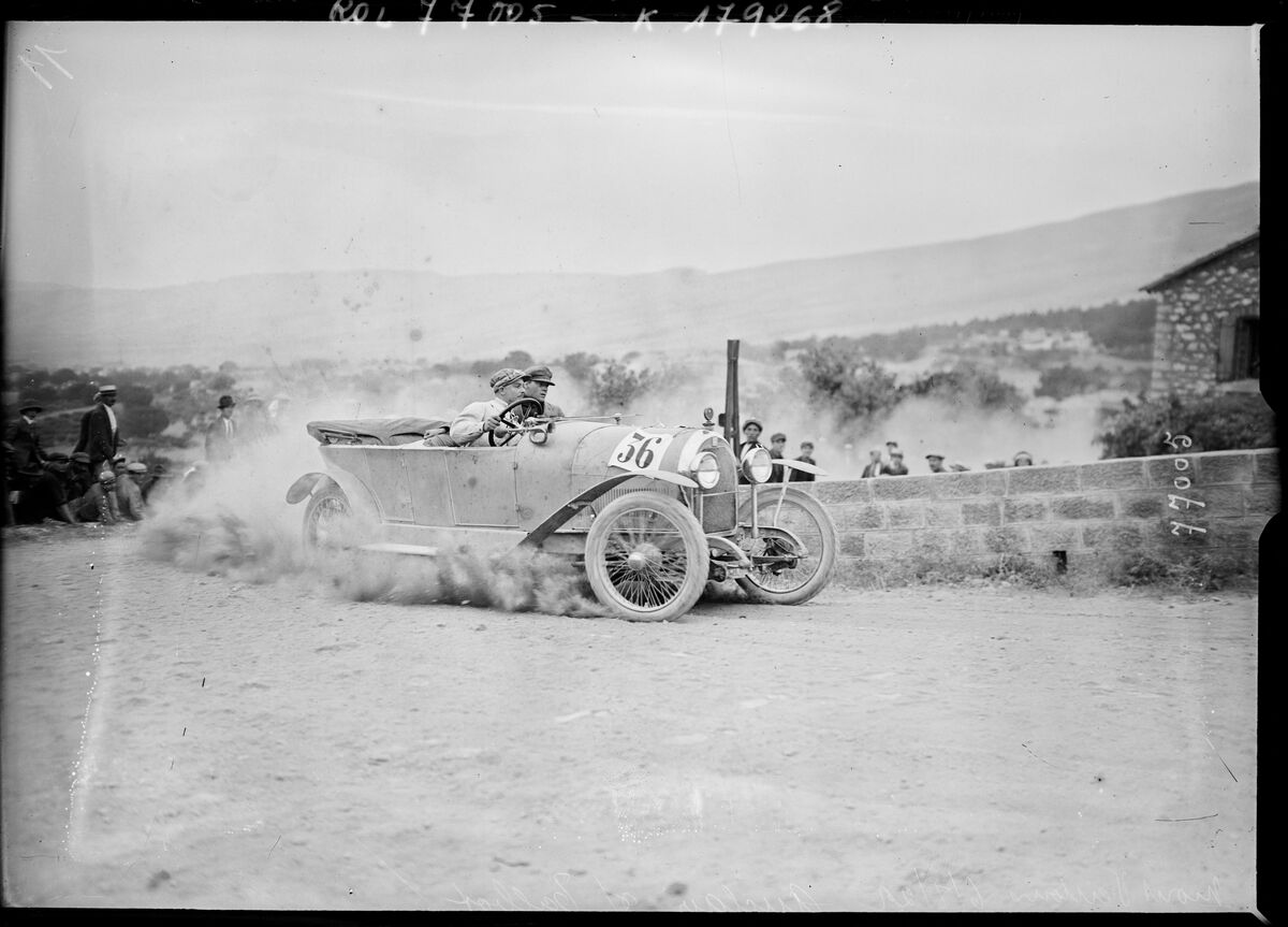 Mont Ventoux, 6/5/22, [Alphonse] Auclair sur Talbot [voitures de tourisme] : [photographie de presse] / [Agence Rol]