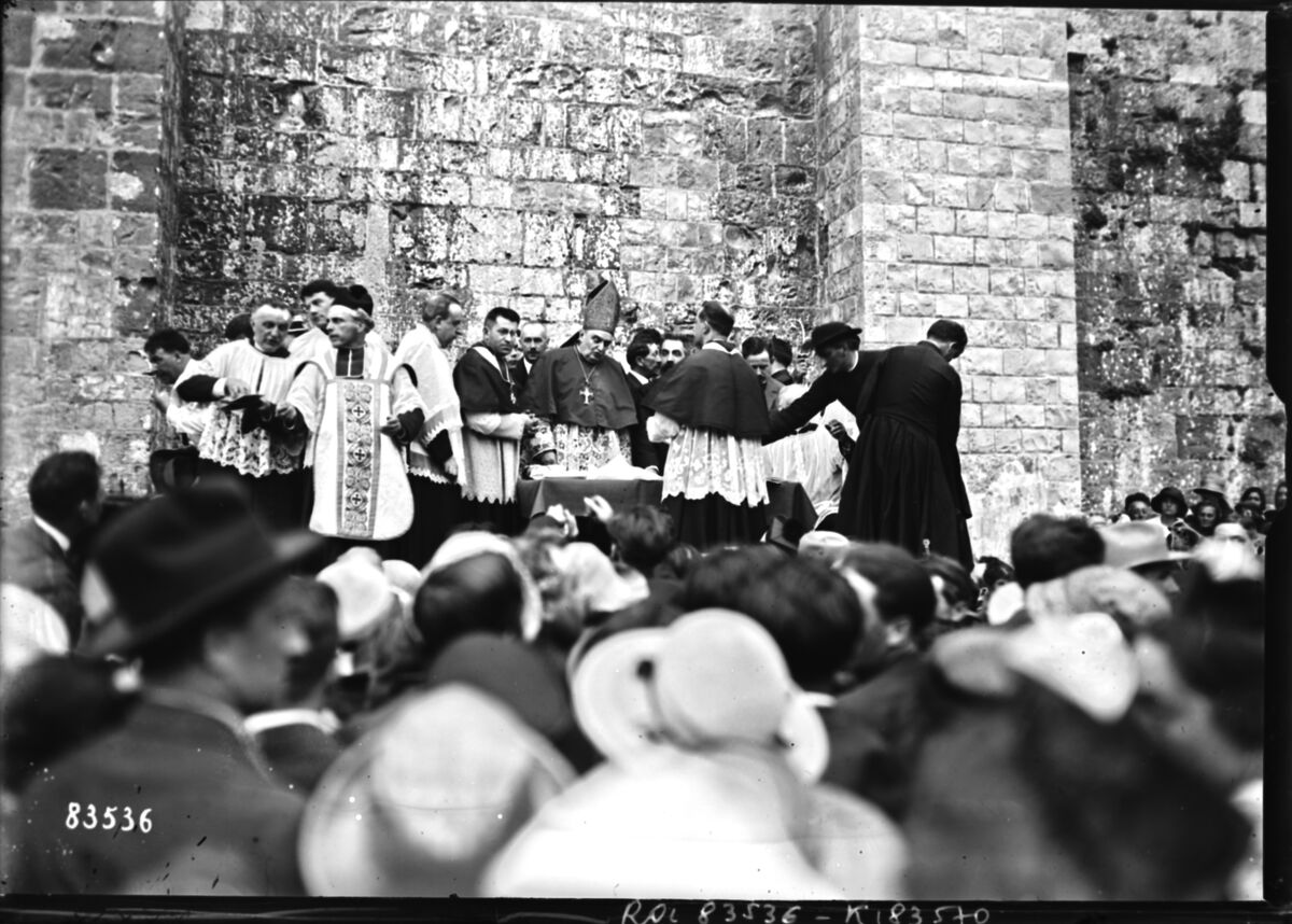 [Pèlerinage des Saintes-Maries-de-la-Mer, 24 mai 1923] : [photographie de presse] / [Agence Rol]