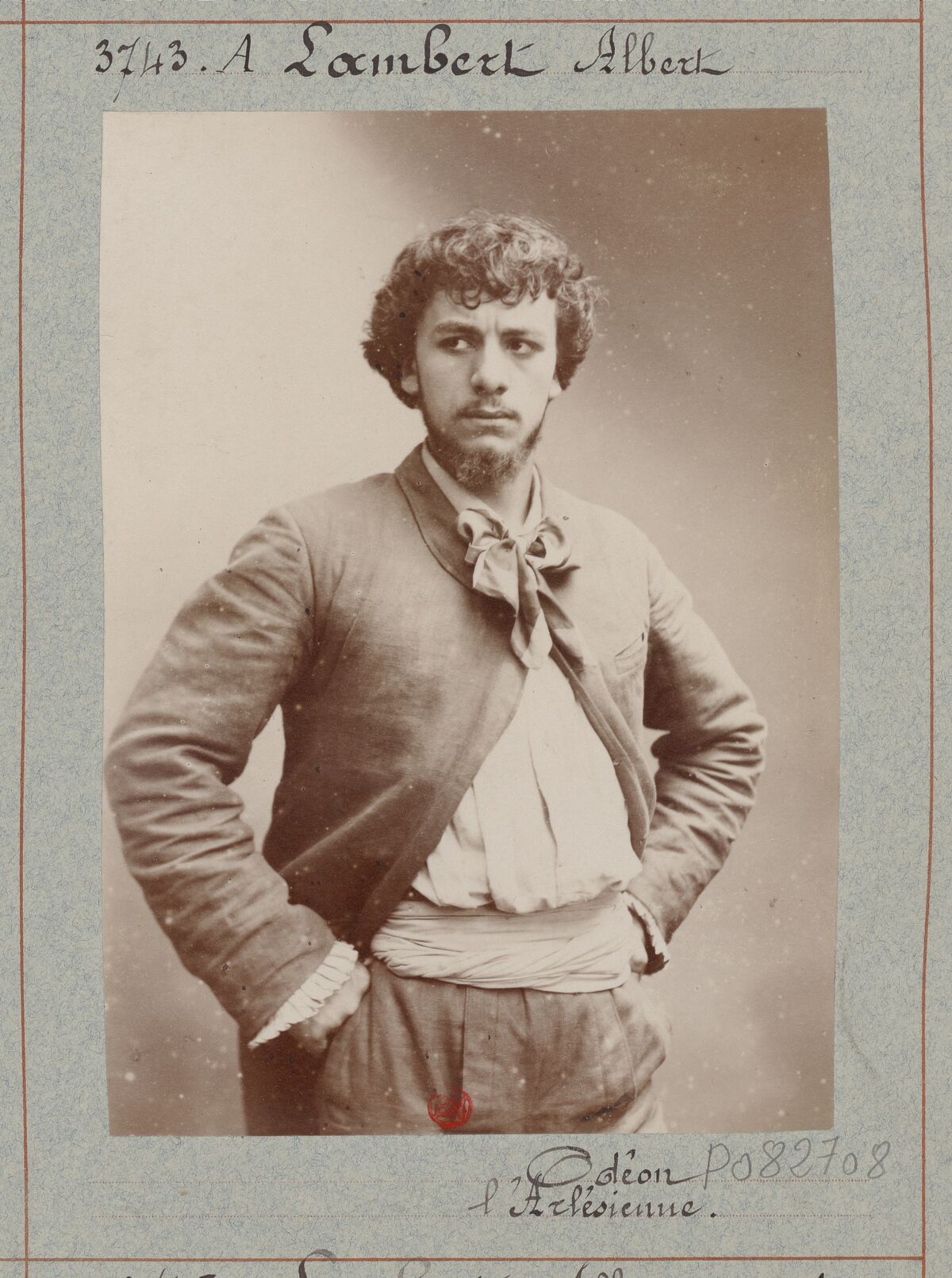 Lambert Albert. Odéon. L'Arlésienne : [photographie, tirage de démonstration] / [Atelier Nadar]