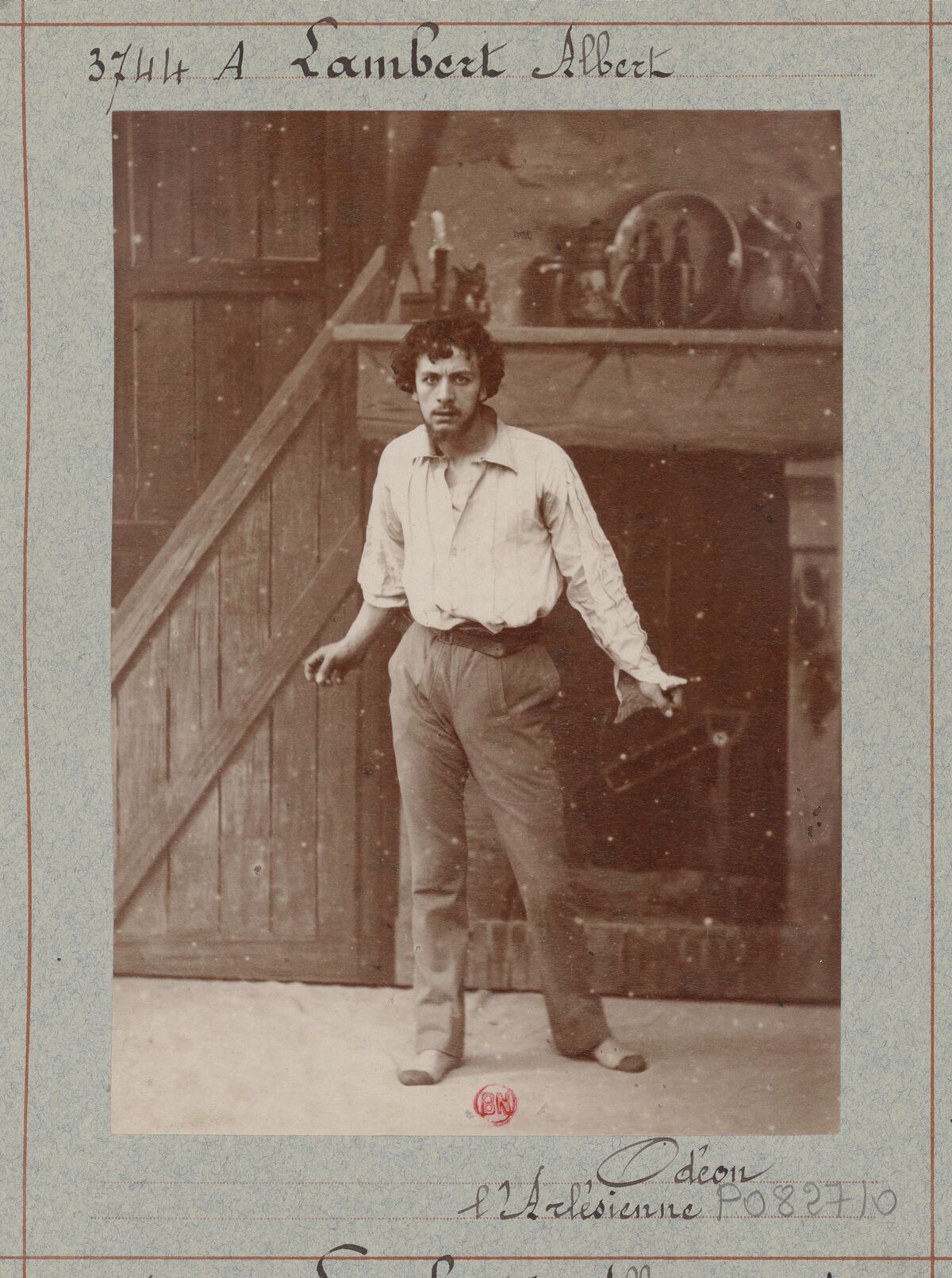 Lambert Albert. Odéon. L'Arlésienne : [photographie, tirage de démonstration] / [Atelier Nadar]