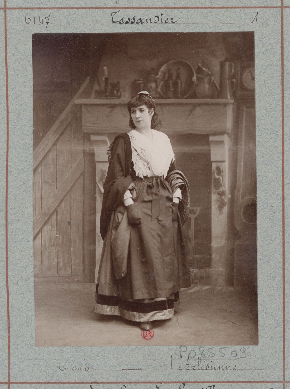 Tessandier. Odéon. L'arlésienne : [photographie, tirage de démonstration] / [Atelier Nadar]