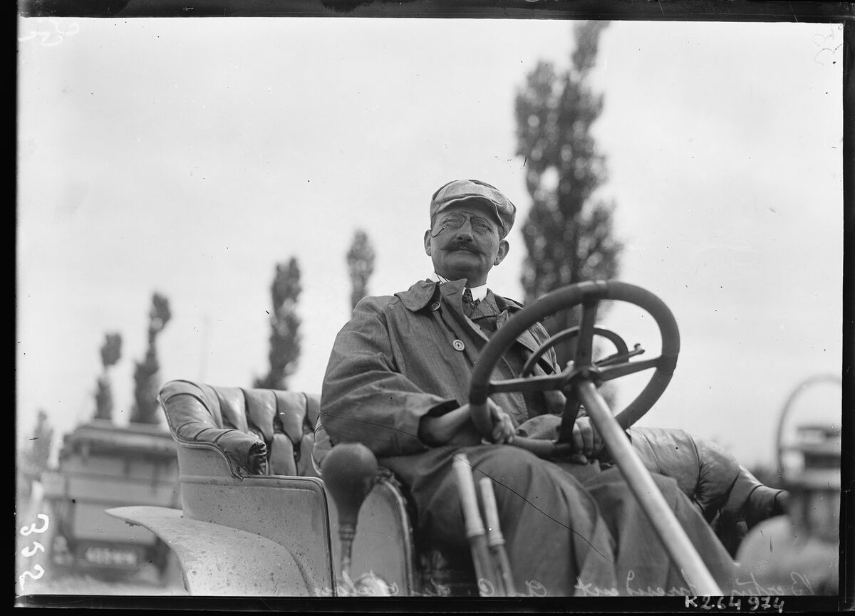 Bertin, président A. C. de Salon [lors du meeting de Provence, le 14 septembre 1905] : [photographie de presse] / [Agence Rol]