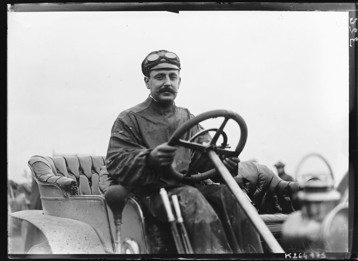 Bablot sur Berliet [lors du meeting de Provence, le 14 septembre 1905] : [photographie de presse] / [Agence Rol]
