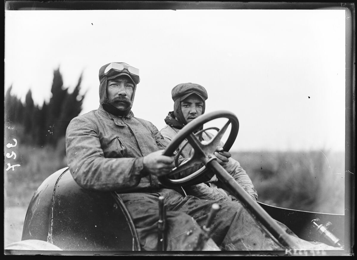 Collomb sur Mors [lors du meeting de Provence, le 14 septembre 1905] : [photographie de presse] / [Agence Rol]