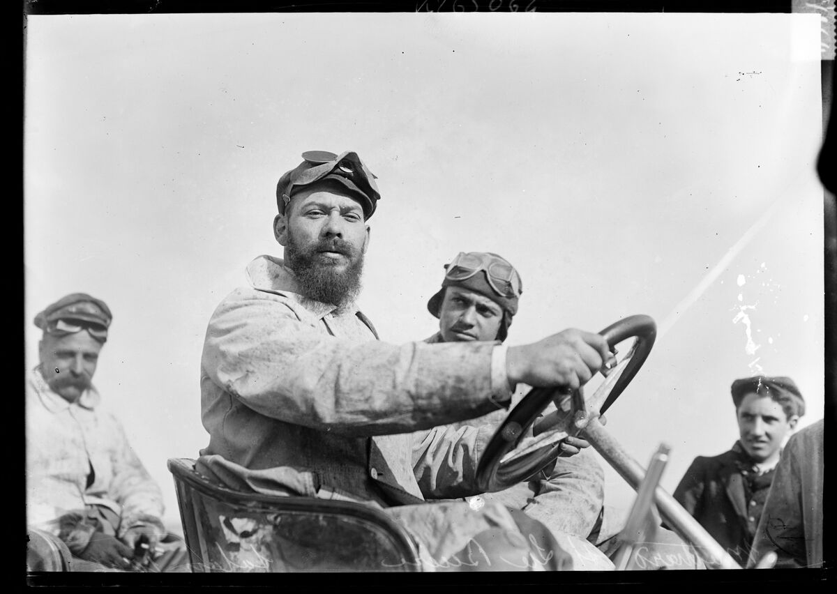 Mottard sur La Buire, Salon [de Provence, 18 septembre] 1906 : [photographie de presse] / [Agence Rol]