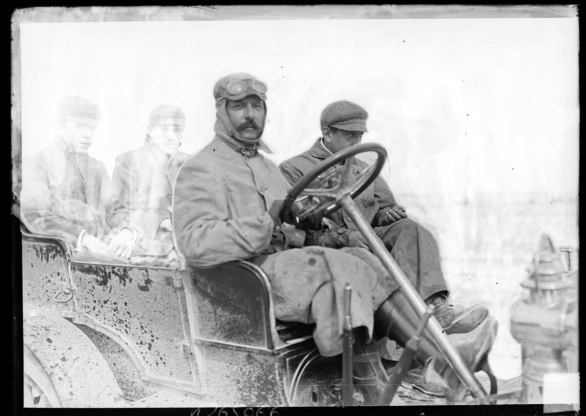 Gasté sur Radia, Salon [de Provence, 18 septembre] 1906 : [photographie de presse] / [Agence Rol]
