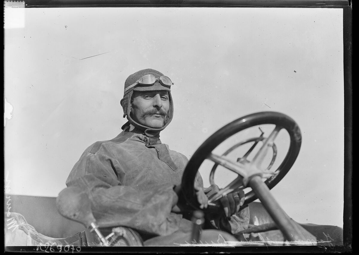 Mouren [sur La Buire], Salon [de Provence, 18 septembre] 1906 : [photographie de presse] / [Agence Rol]