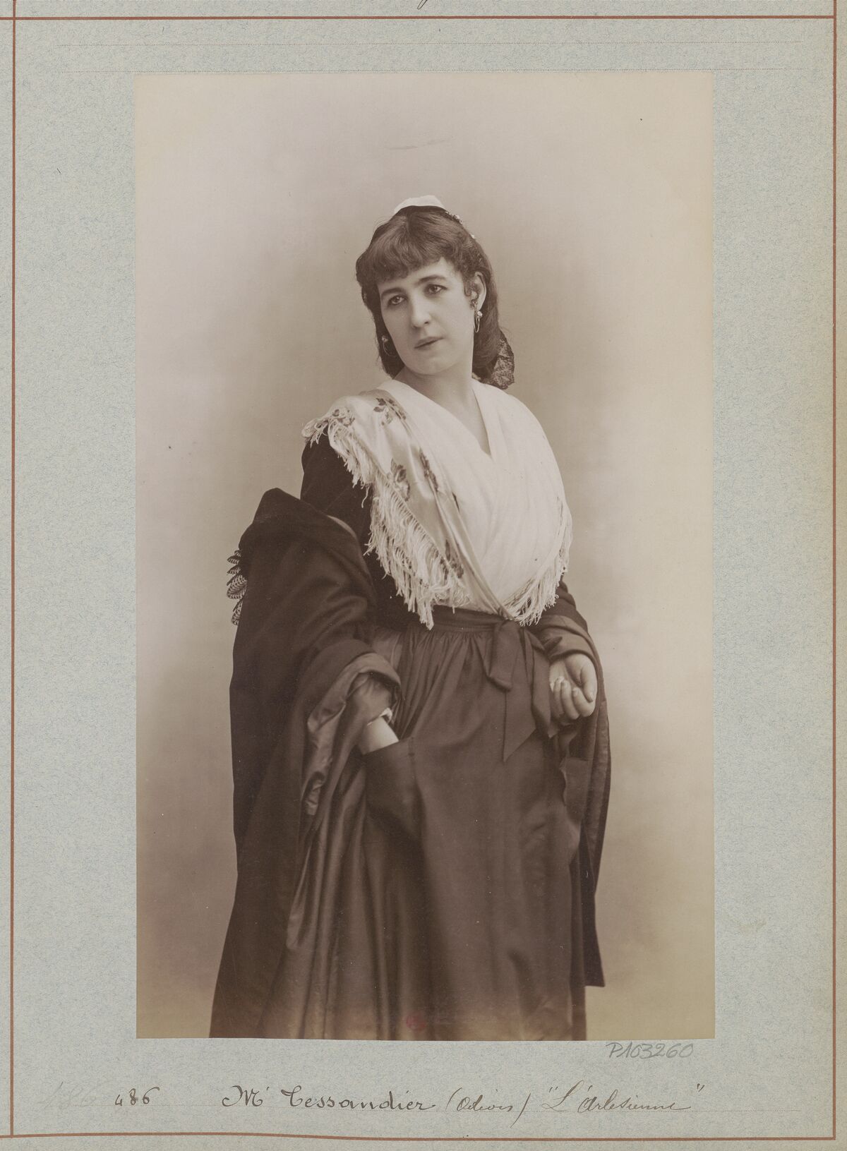 Me Tessandier. Odéon. L'Arlésienne : [photographie, tirage de démonstration] / [Atelier Nadar]