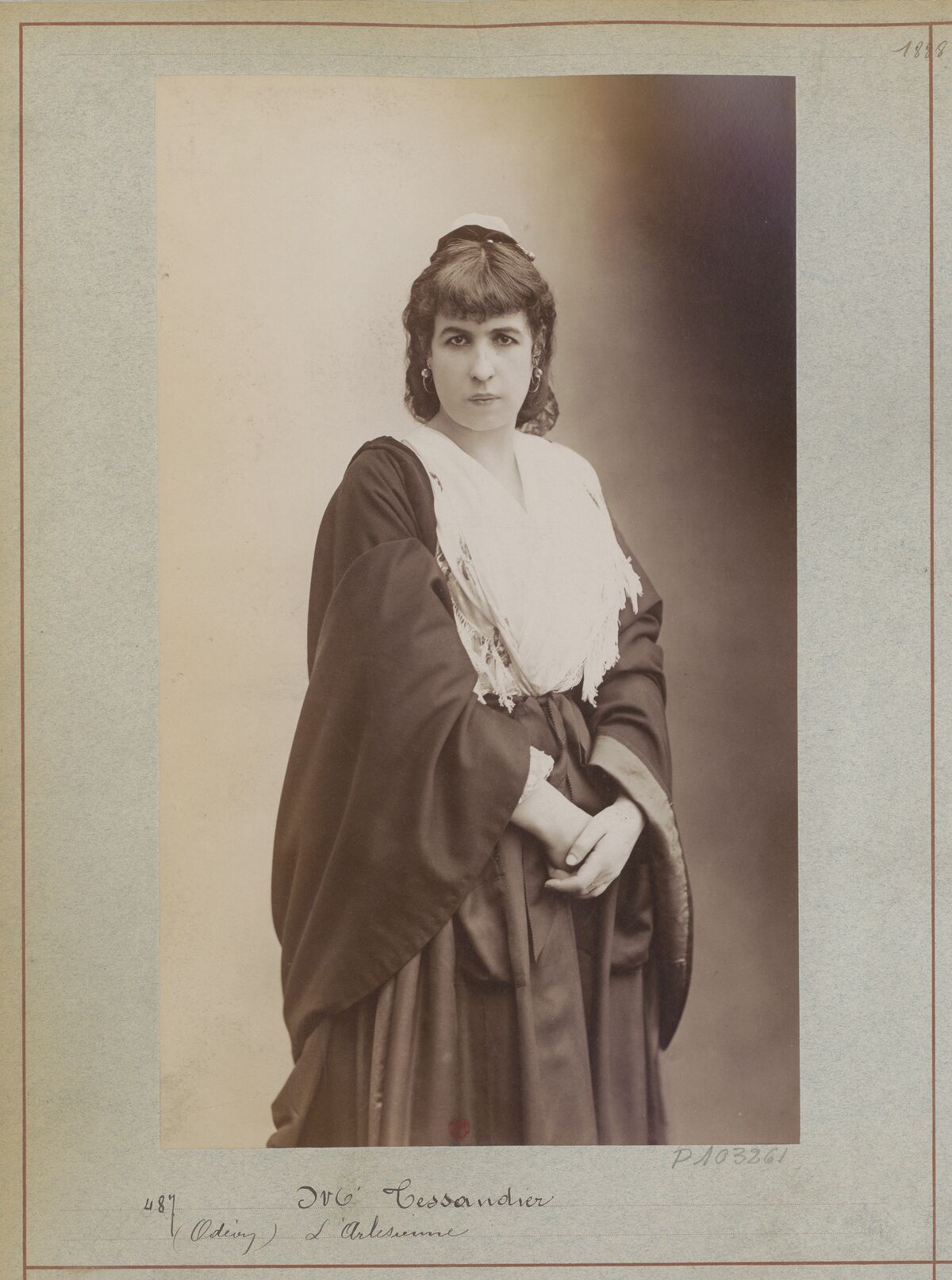 Me Tessandier. Odéon. L'Arlésienne : [photographie, tirage de démonstration] / [Atelier Nadar]