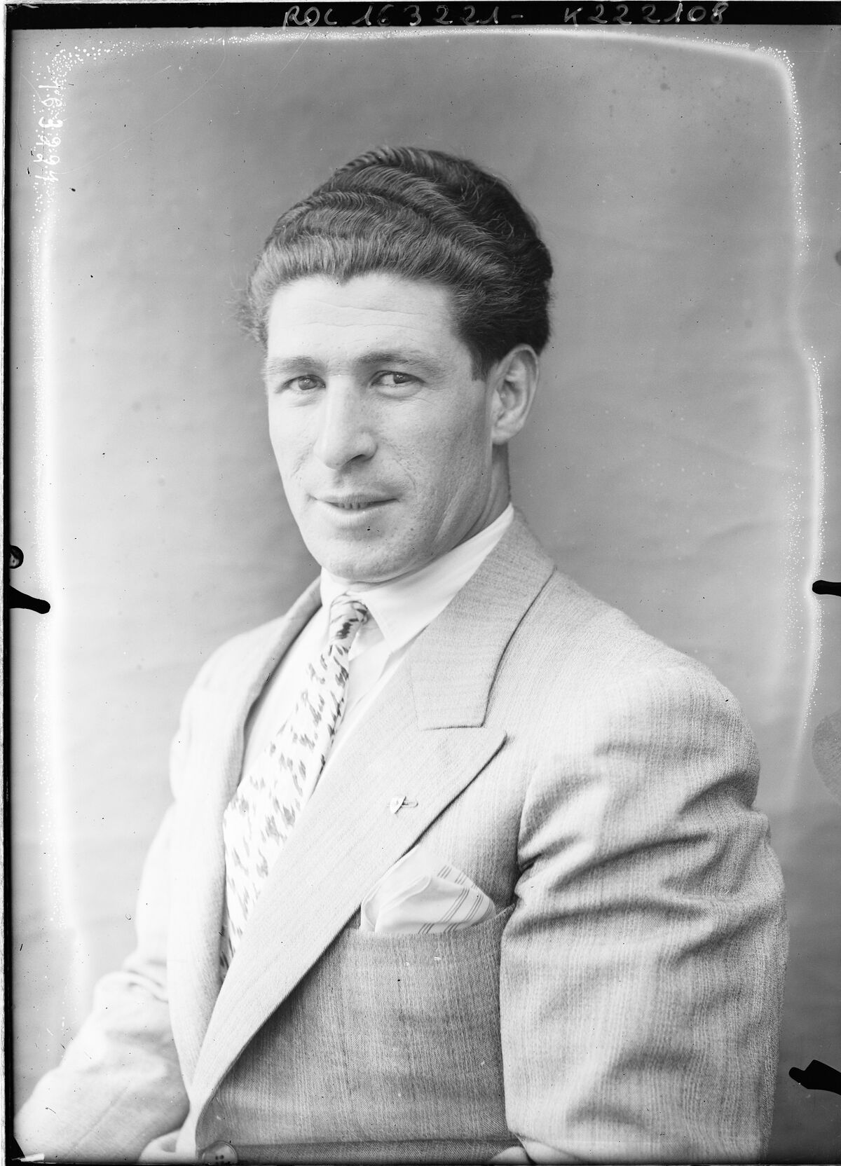 Gonzales [goal du Club français, en mai 1932] : [photographie de presse] / [Agence Rol]