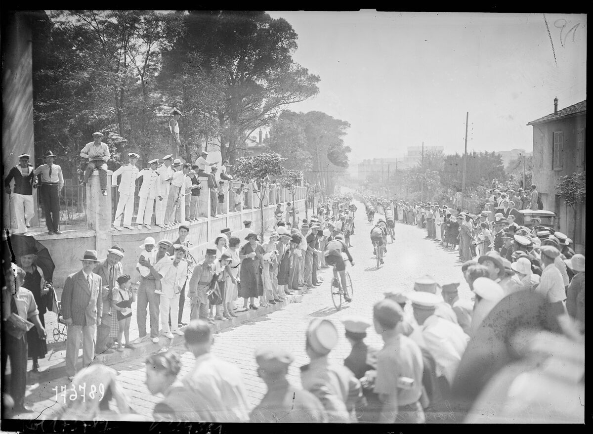 10/7/33, Tour de France, avant Toulon : [photographie de presse] / [Agence Rol]