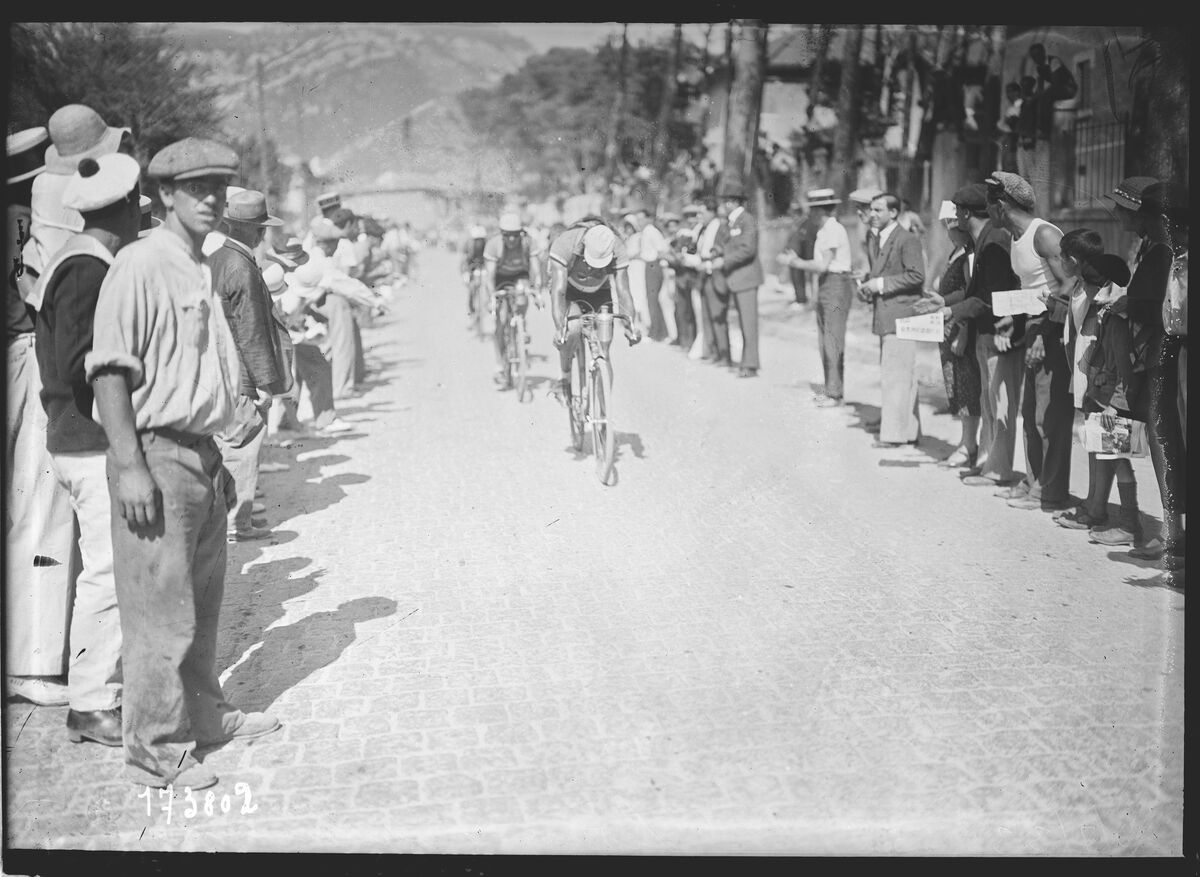 10/7/33, [Tour de France], Leducq à Toulon : [photographie de presse] / [Agence Rol]