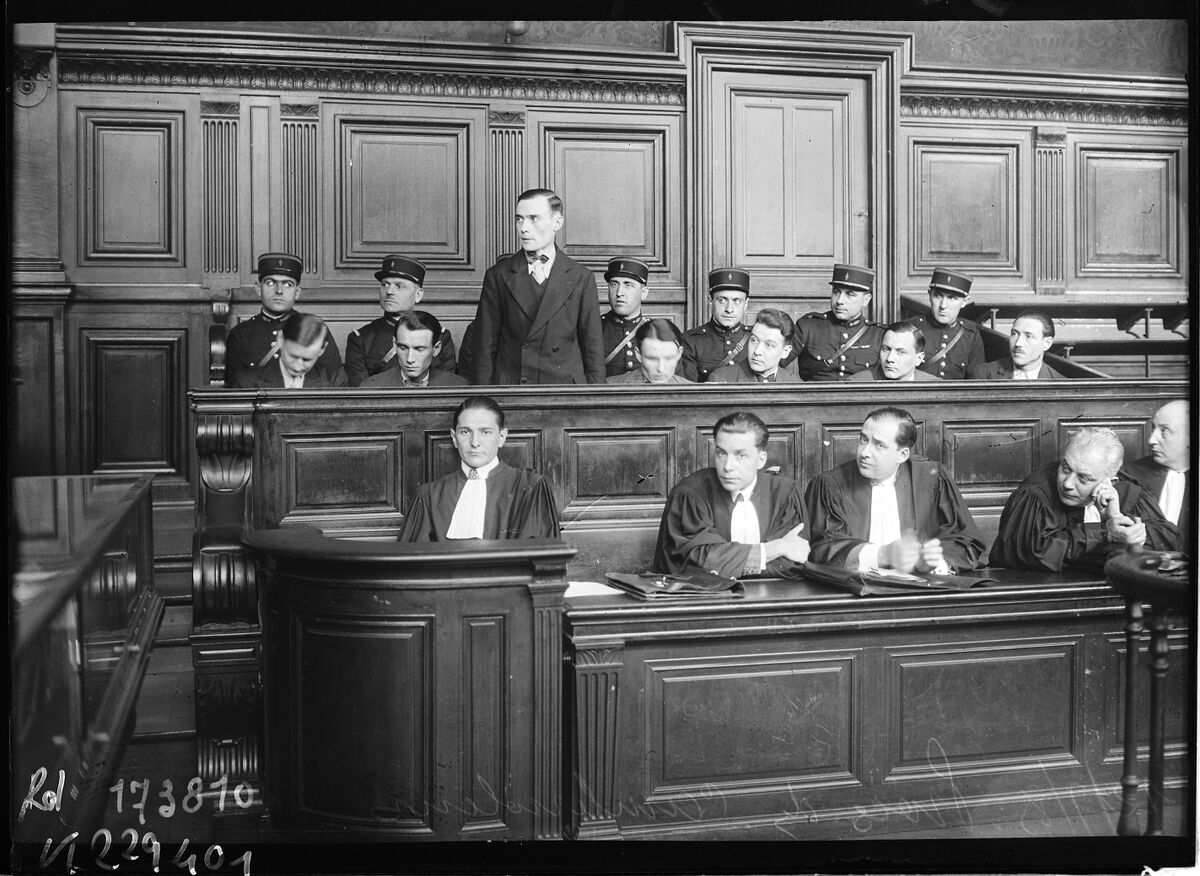 12/7/33, procès des cambrioleurs [d'une bijouterie de la Canebière, aux assises des Bouches-du-Rhône, à Aix] : [photographie de presse] / [Agence Rol]