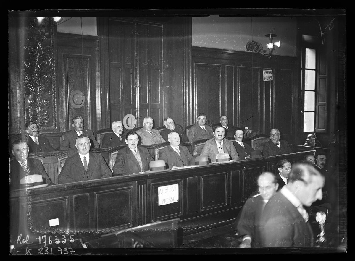 28/10/33, Aix[-en-Provence], procès Sarret-Schmidt, les jurés : [photographie de presse] / [Agence Rol]