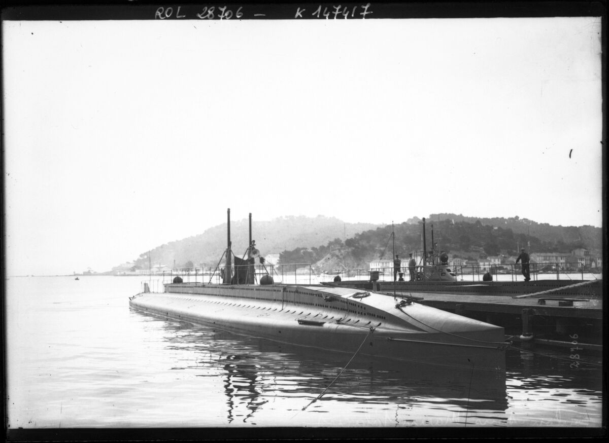 Toulon, sous-marin Palacios [dans le port] : [photographie de presse] / [Agence Rol]