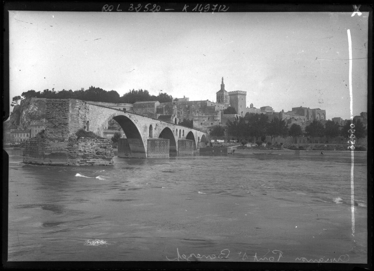 Avignon, pont Saint-Bénezet : [photographie de presse] / [Agence Rol]