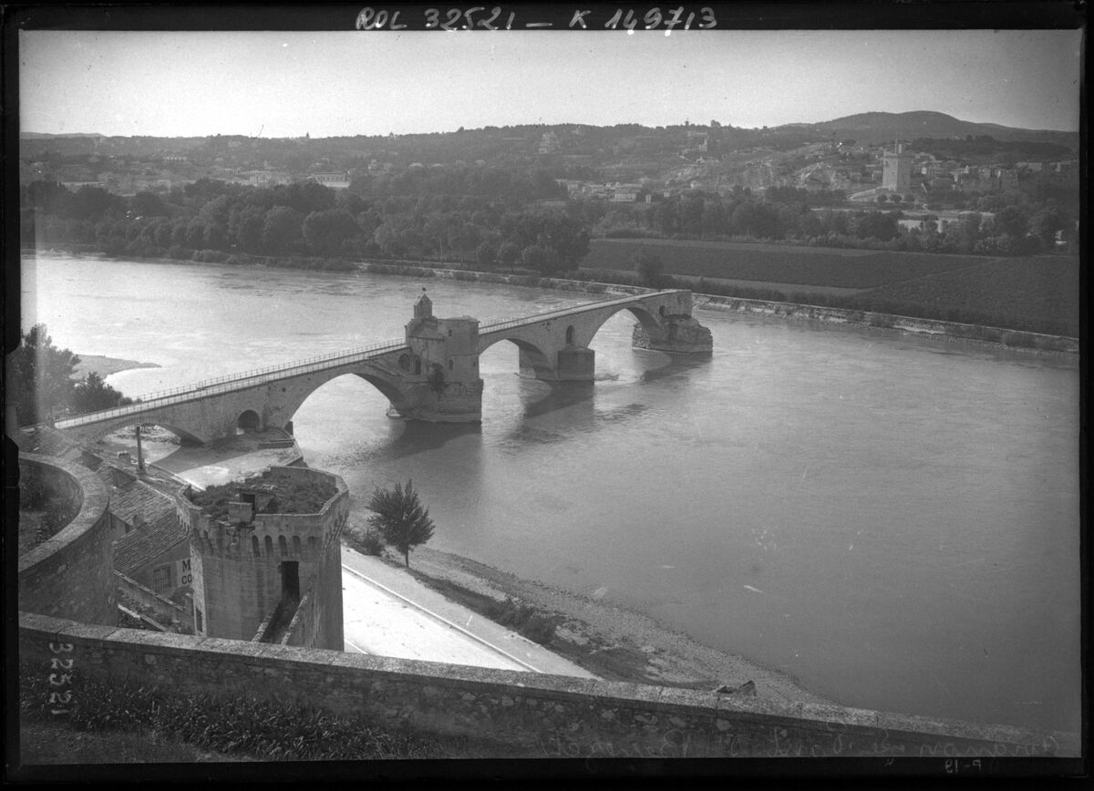 Avignon, pont Saint-Bénezet : [photographie de presse] / [Agence Rol]