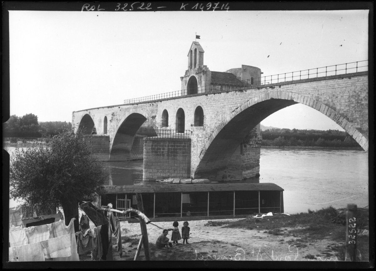 Avignon, pont Saint-Bénezet : [photographie de presse] / [Agence Rol]
