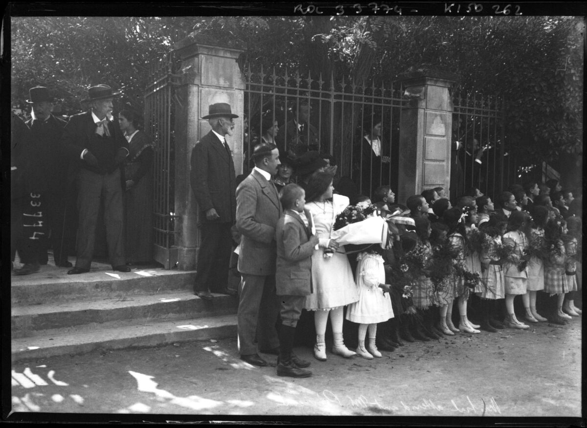 Mistral attendant Poincaré : [photographie de presse] / [Agence Rol]