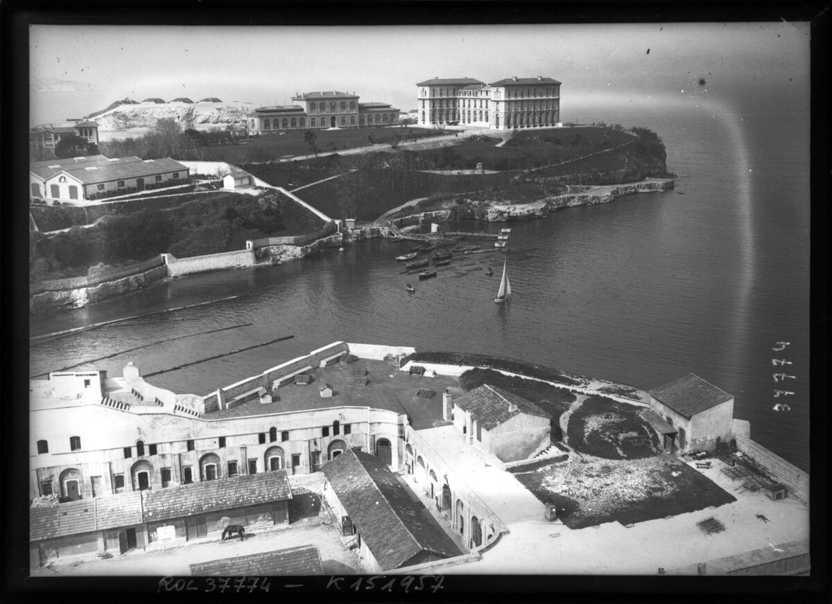 Marseille [vue du port] : [photographie de presse] / [Agence Rol]