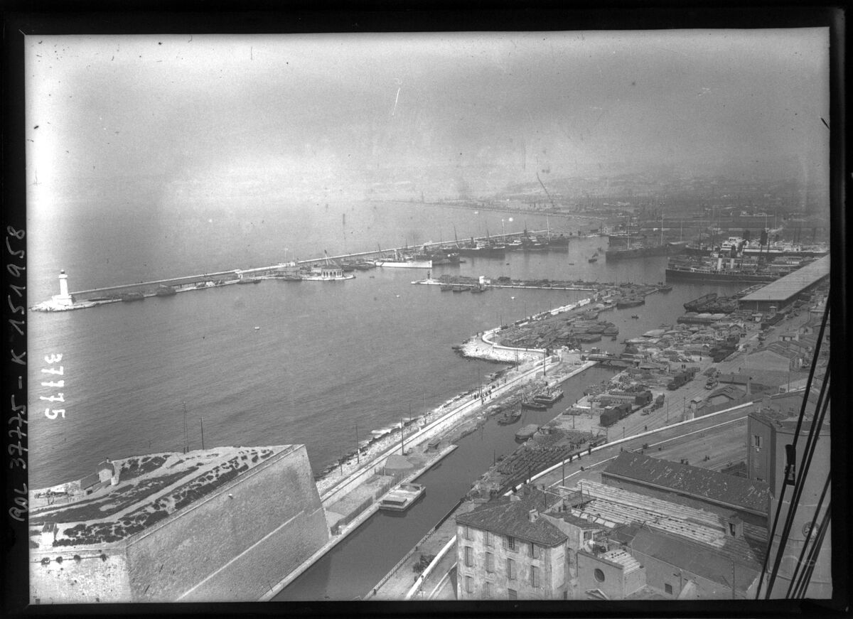 Marseille [vue du port] : [photographie de presse] / [Agence Rol]