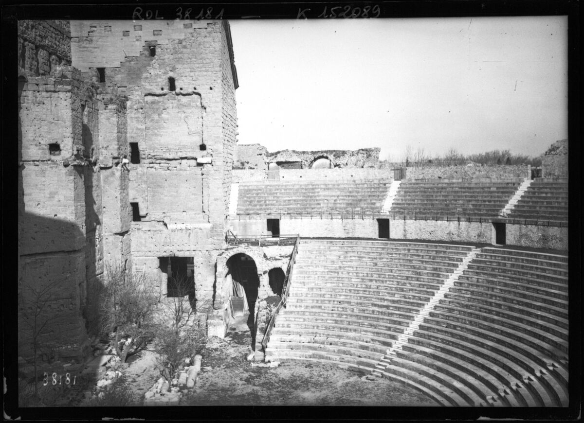 Orange, théâtre antique : [photographie de presse] / [Agence Rol]
