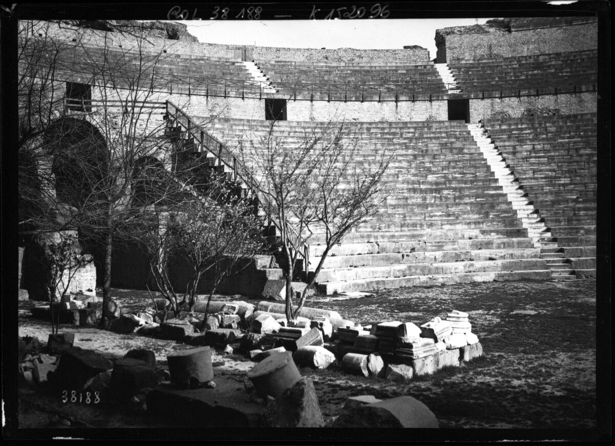 Orange, théâtre antique : [photographie de presse] / [Agence Rol]