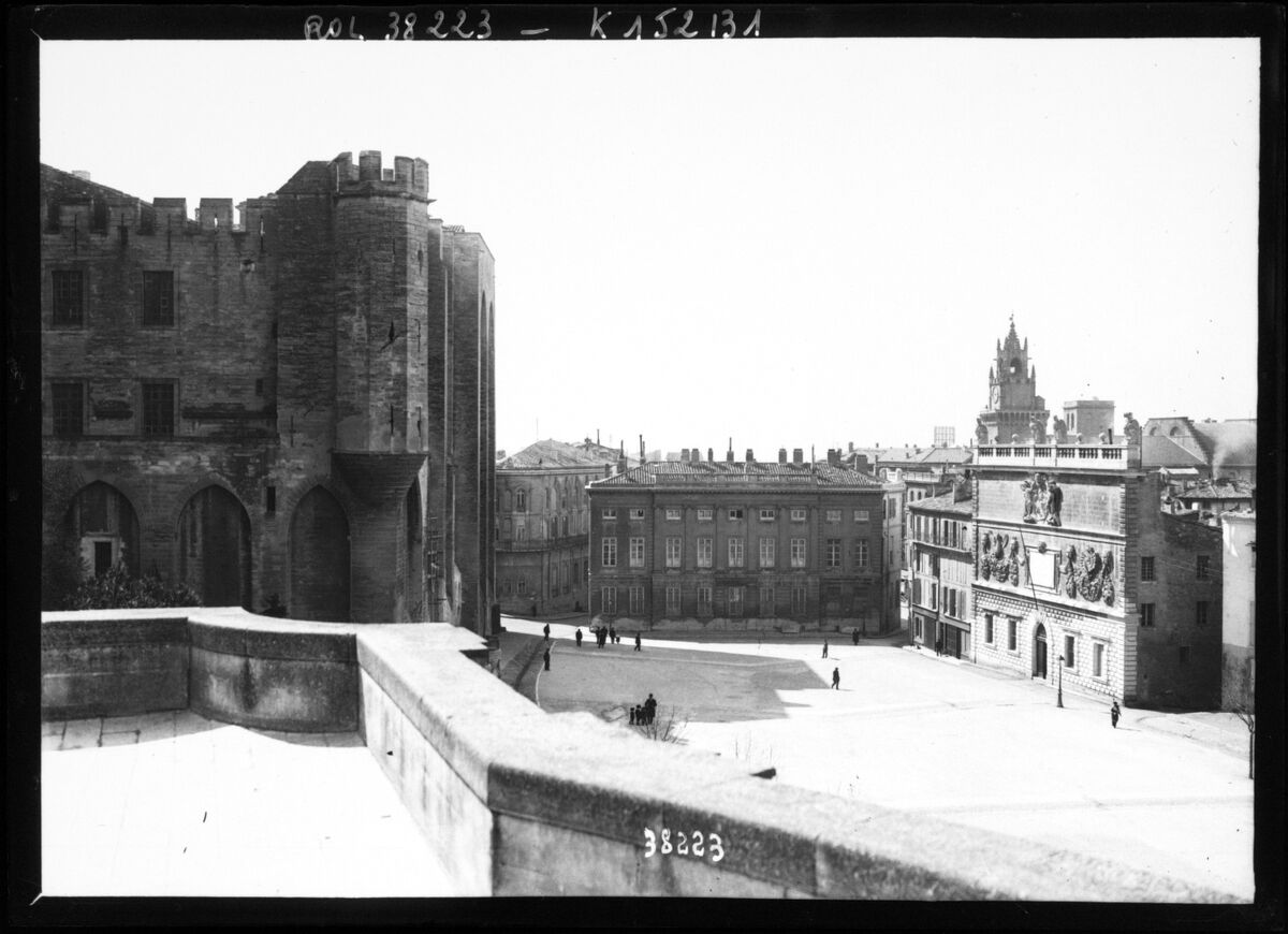 Avignon, le château des Papes : [photographie de presse] / [Agence Rol]